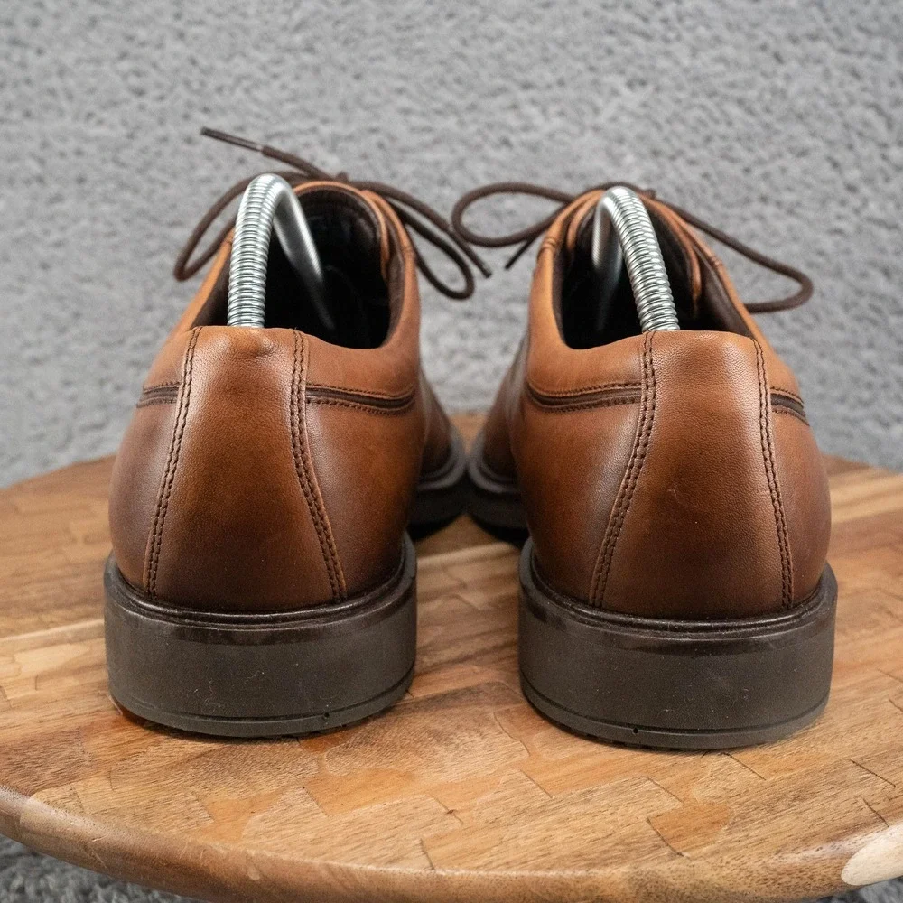 ECCO Vitrus ll Oxford Leather Shoe Mens 42 EU 8 US Cap Toe Brown Quiet Luxury